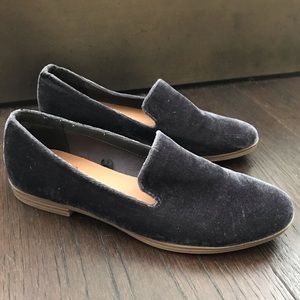 Like New, Dolce Vita Navy Velvet Loafers